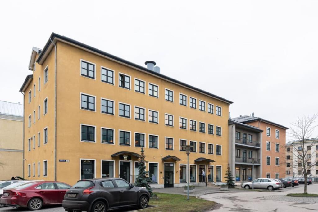 Dana-Entire Apartment Very Quiet And Central 2 Tallinn Ngoại thất bức ảnh